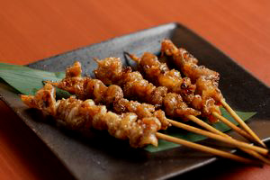 宮崎名物!鶏皮串焼き
